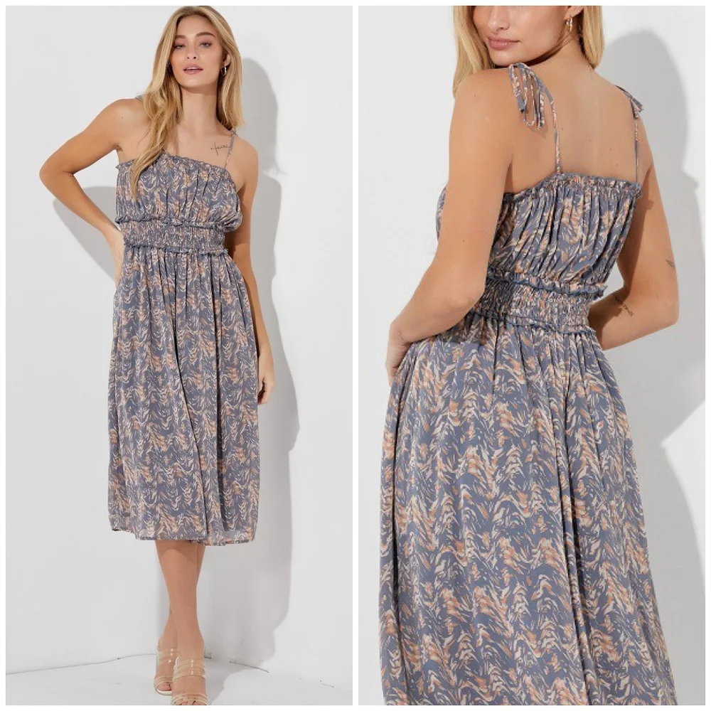 BaeVely By Polagram Gorgeous Midi Dress - Picture 2 of 11